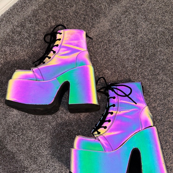 SOLD - Picture 4 of 12